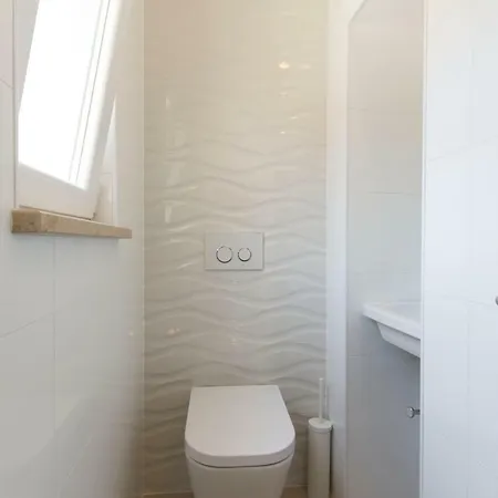 In Center With Parking Pula